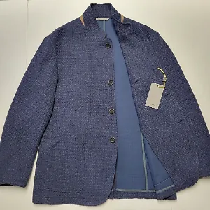 Coats & outerwear